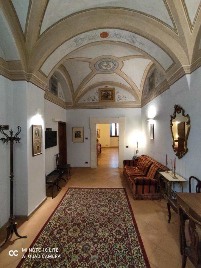 Palazzo Rustici B&B & Apartments L'Aquila Exterior photo