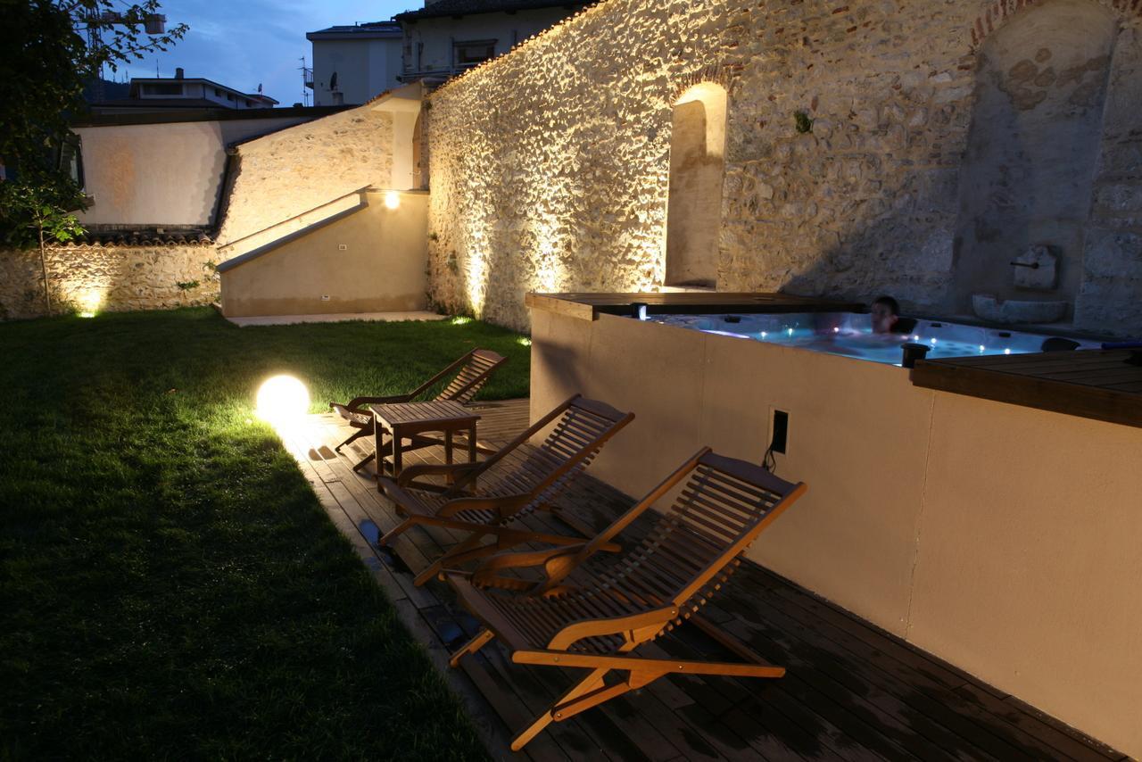 Palazzo Rustici B&B & Apartments L'Aquila Exterior photo